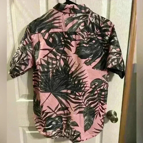 Distortion Men’s Modern button up - Picture 3 of 4